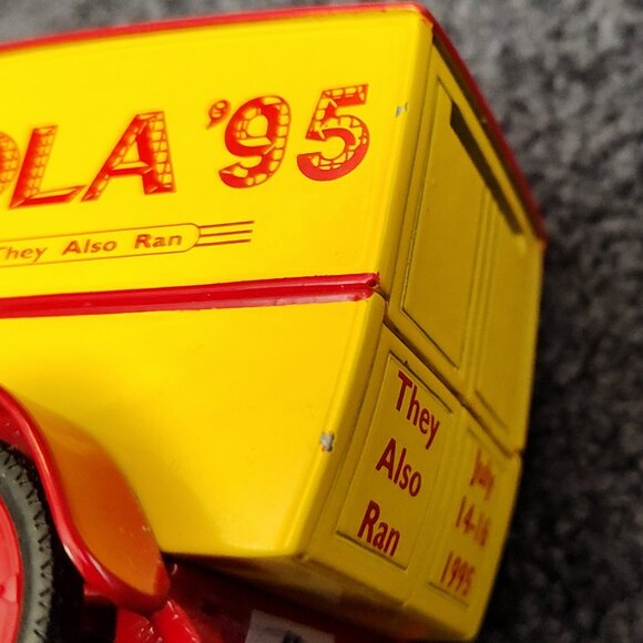 Liberty Classics 1916 Studebaker Panel Truck Locking Coin Bank VG used condition - Picture 9 of 9